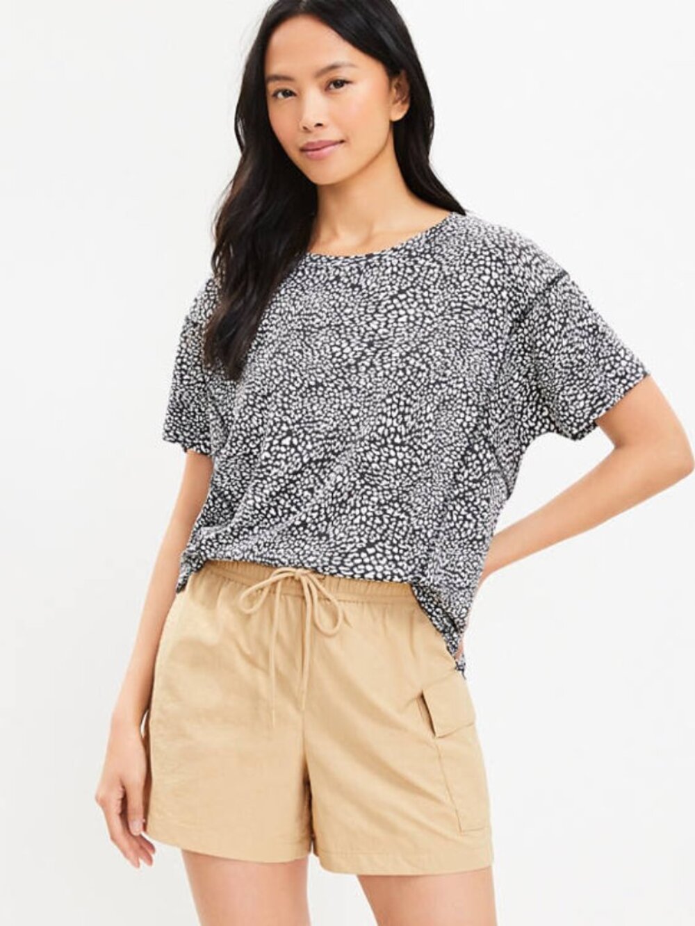 EUC Loft Lou & Grey Windbreaker Shorts XL in Seaside Sand Color